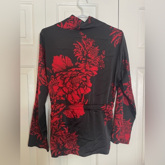 La Vie en Rose - Silk long sleeve top - double button and tie closure - size med - Picture 3 of 10